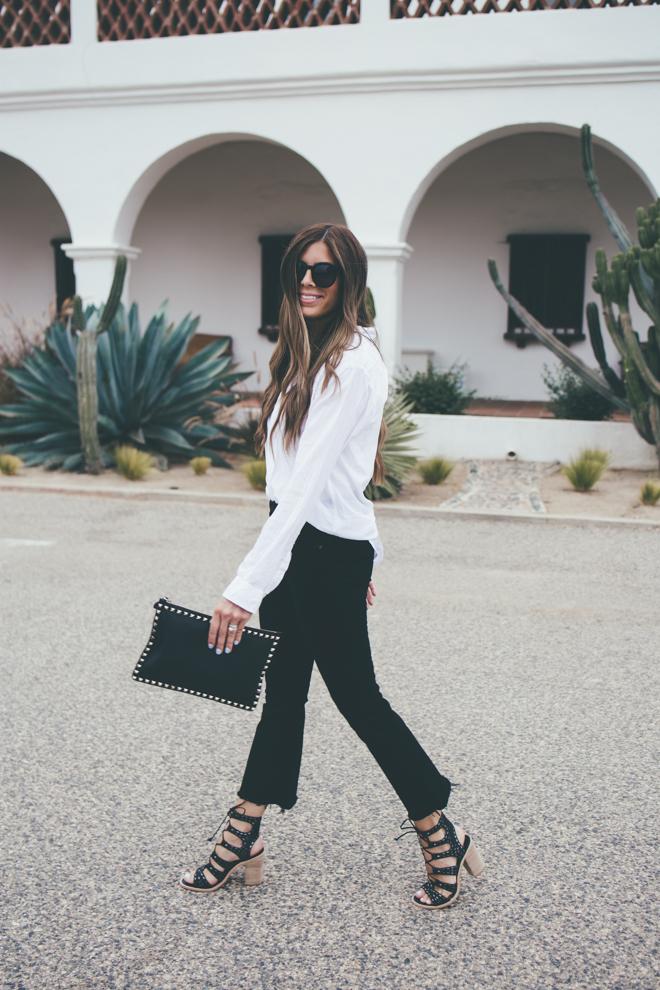 White flare jeans  HOWTOWEAR Fashion