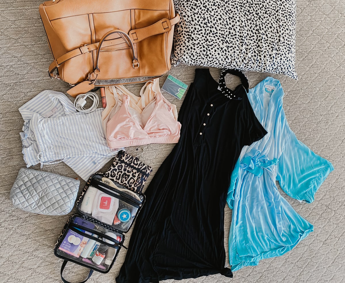 Featured: What to pack in your Hospital Bag: Complete Guide of