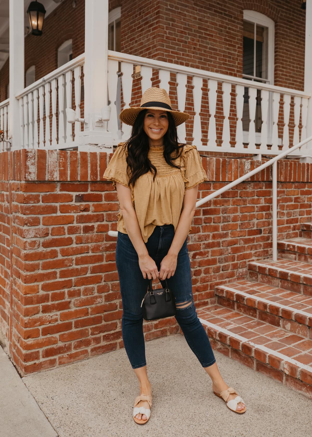Postpartum Outfit Ideas That Are Guaranteed To Make You Feel Amazing –  Being Ecomomical