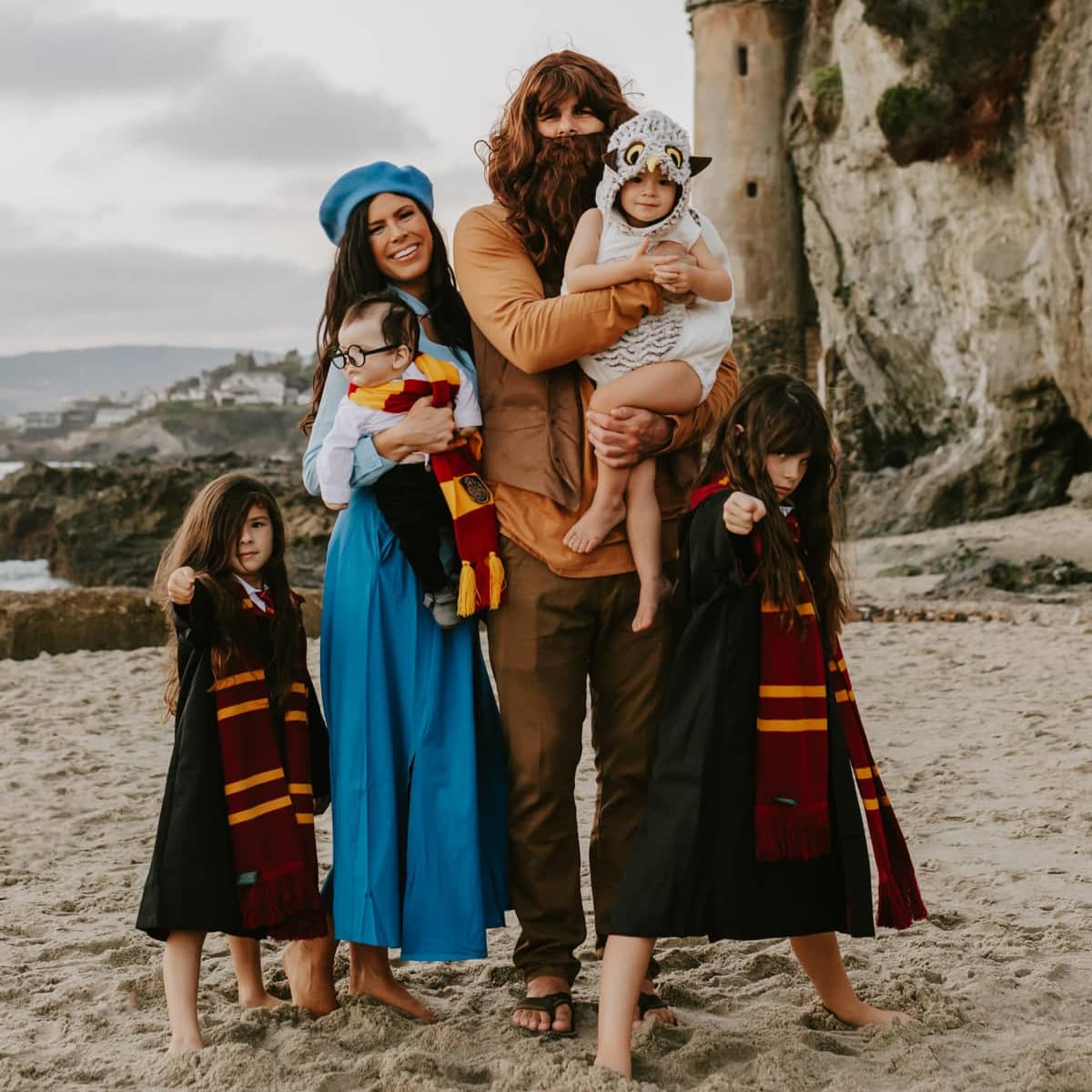 Family Harry Potter costumes shipped straight to your doorstep