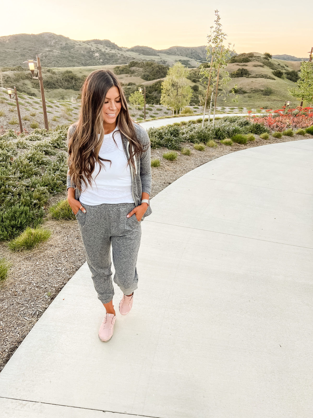 Cozy and Stylish Outfits from Vuori