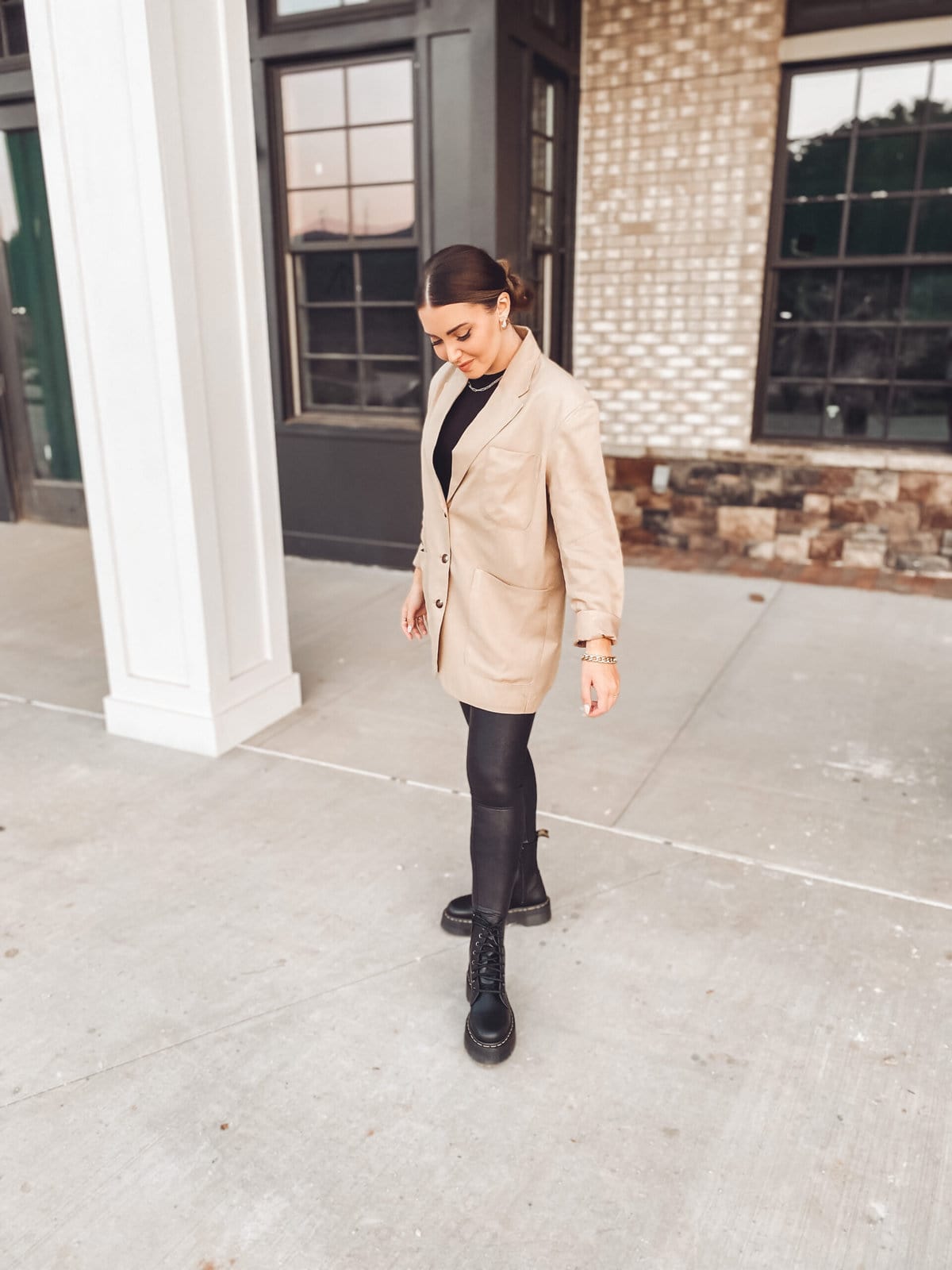 How to wear faux leather leggings — Marcia Crivorot