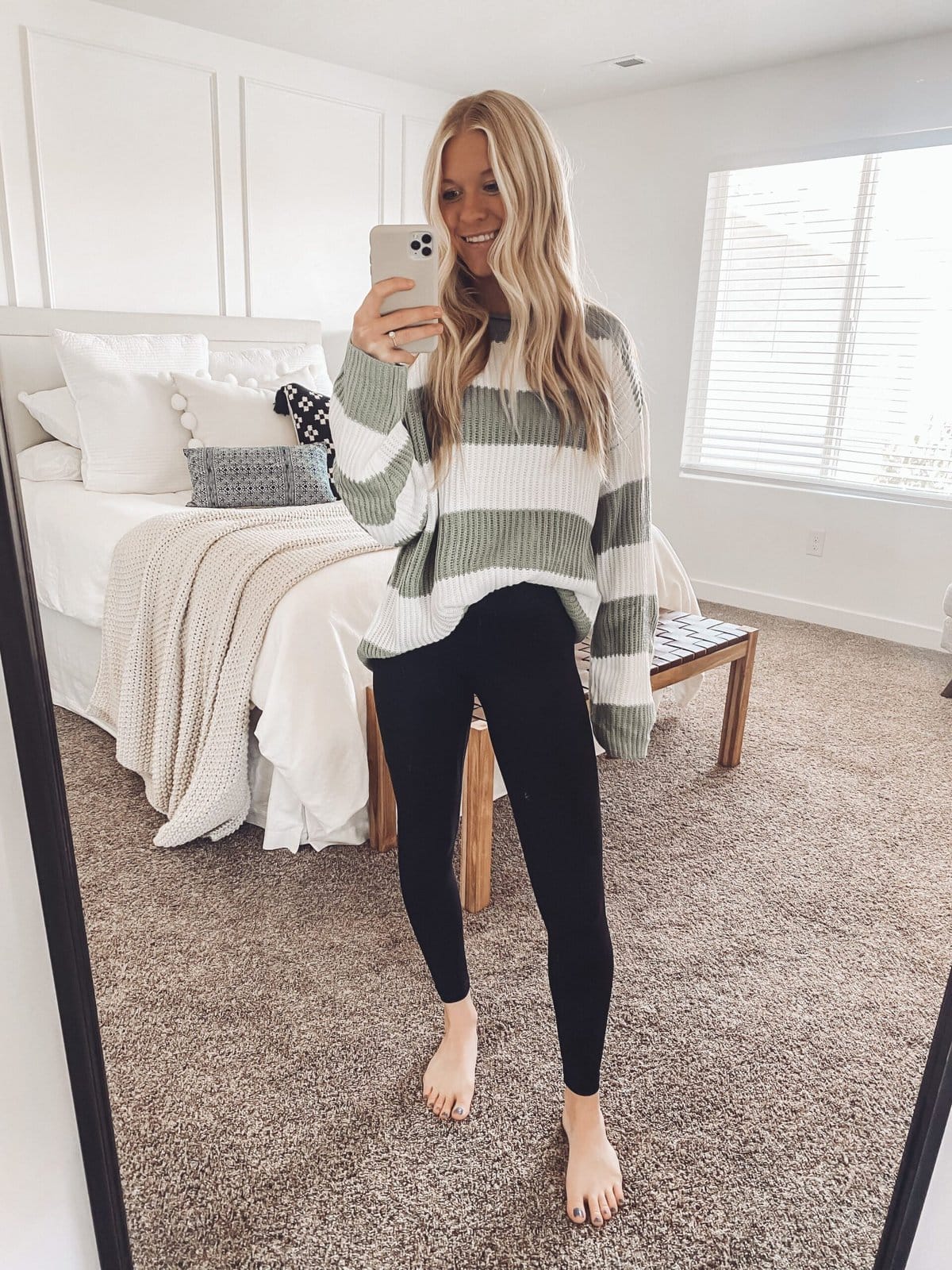 Crazy good AE sale on my FAVE affordable leggings + jeans! - Mint Arrow
