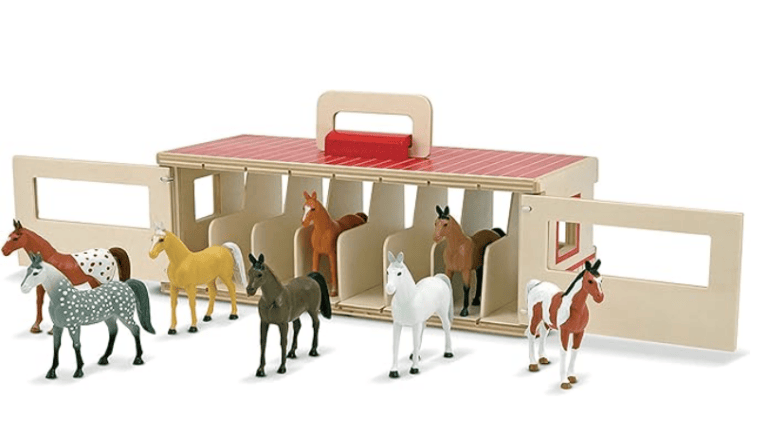 Horse and Stable set
