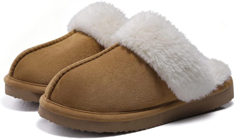 Fluffy house shoe