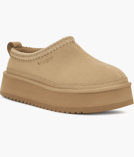 Uggs $67.47 reg $89.97 25% off