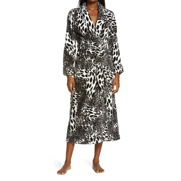 Natori Leopard Plush Robe