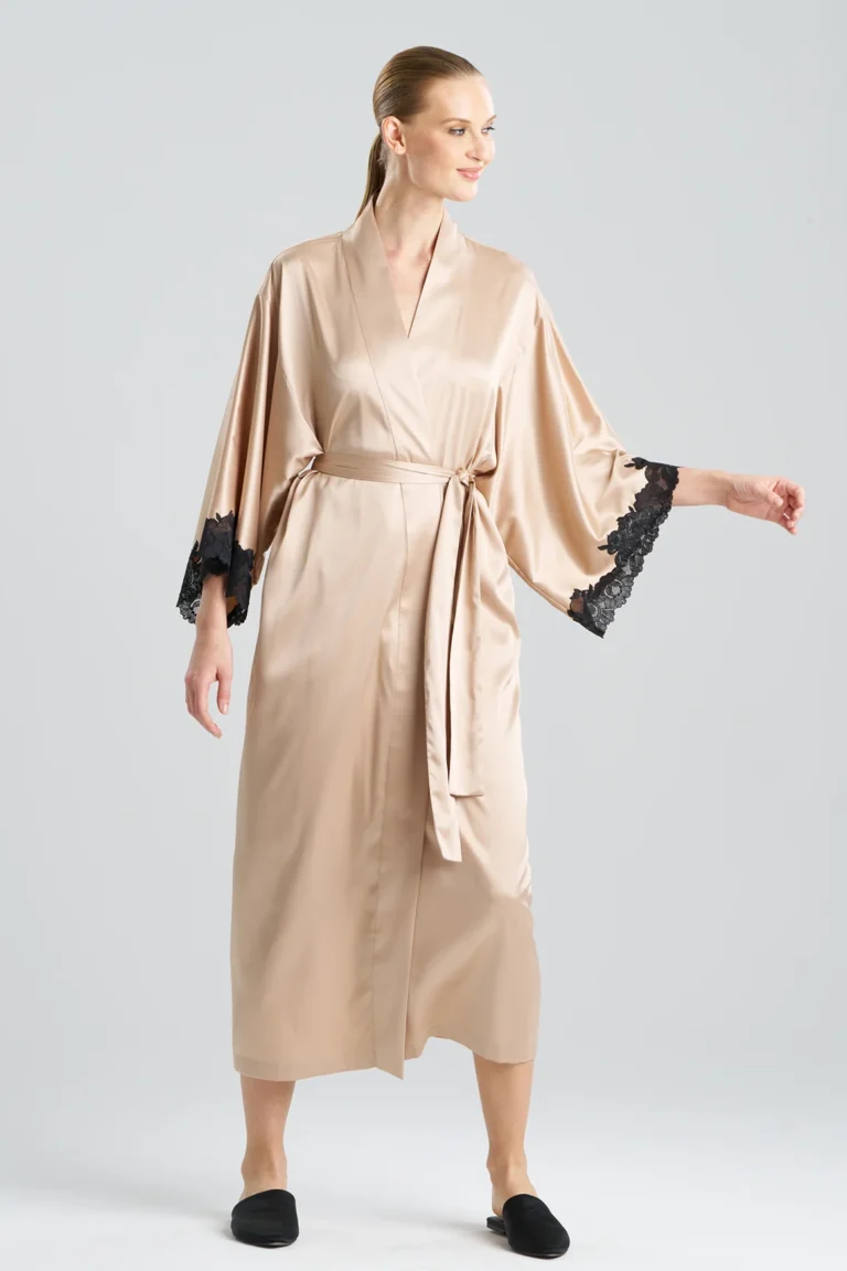 Natori Peony Glamour Robe